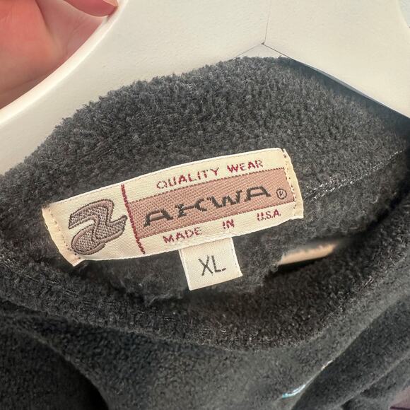 Vintage 2000 Anaheim Ducks NHL dark gray fleece sweater XL made in USA - Picture 5 of 5